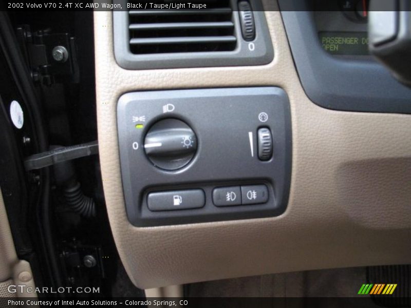 Black / Taupe/Light Taupe 2002 Volvo V70 2.4T XC AWD Wagon