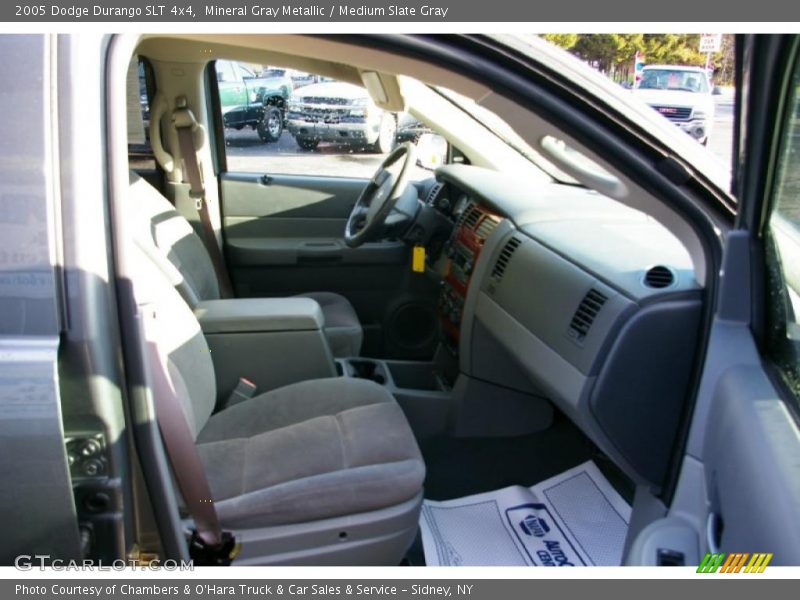 Mineral Gray Metallic / Medium Slate Gray 2005 Dodge Durango SLT 4x4