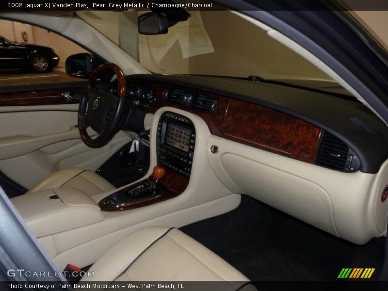 Pearl Grey Metallic / Champagne/Charcoal 2008 Jaguar XJ Vanden Plas