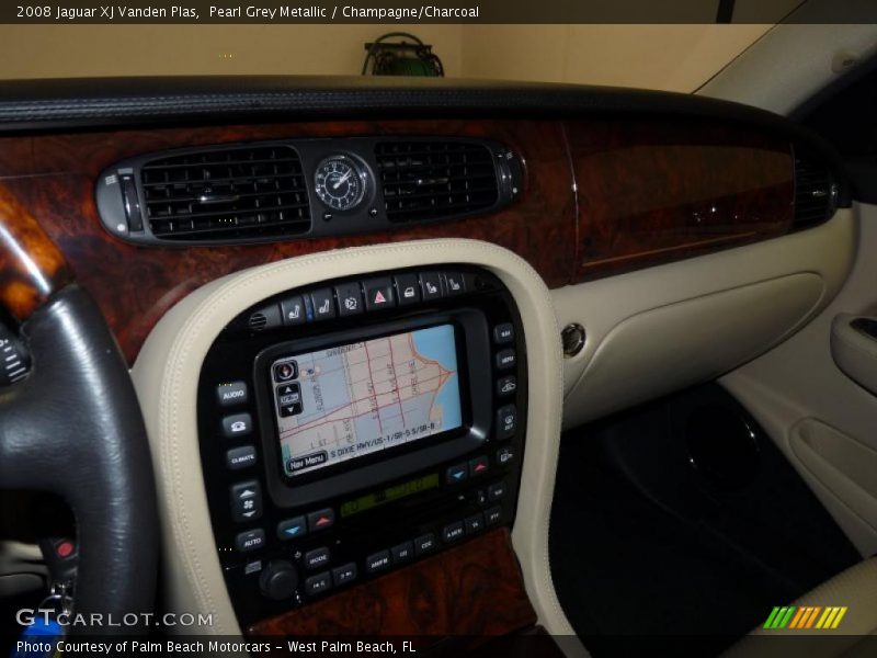 Pearl Grey Metallic / Champagne/Charcoal 2008 Jaguar XJ Vanden Plas