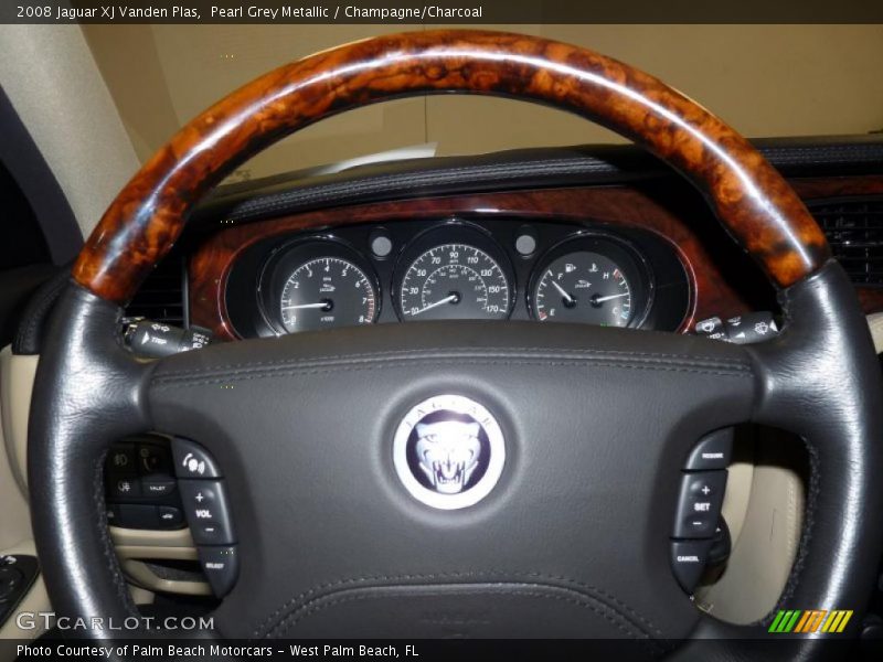 Pearl Grey Metallic / Champagne/Charcoal 2008 Jaguar XJ Vanden Plas