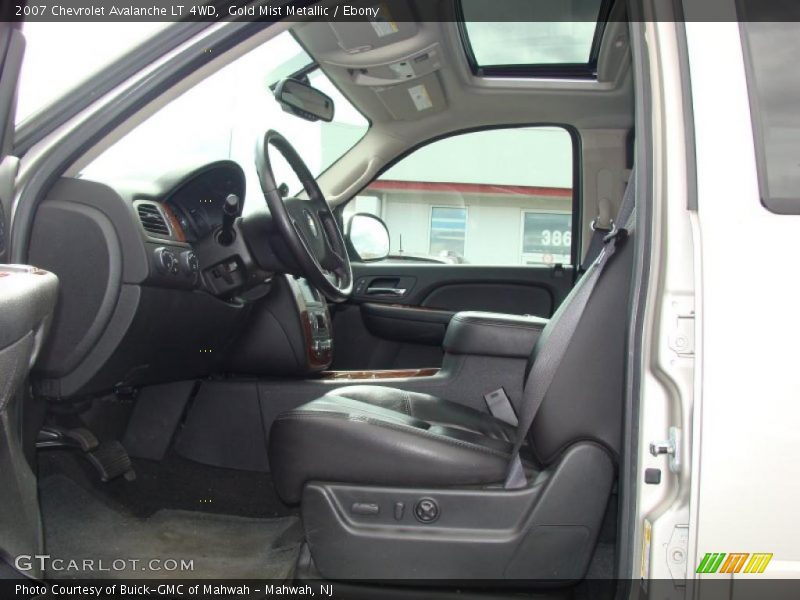 Gold Mist Metallic / Ebony 2007 Chevrolet Avalanche LT 4WD