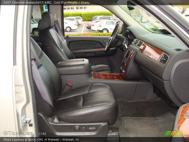 Gold Mist Metallic / Ebony 2007 Chevrolet Avalanche LT 4WD