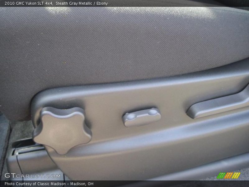 Stealth Gray Metallic / Ebony 2010 GMC Yukon SLT 4x4
