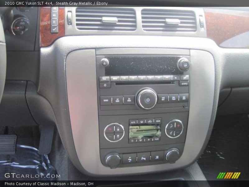 Stealth Gray Metallic / Ebony 2010 GMC Yukon SLT 4x4
