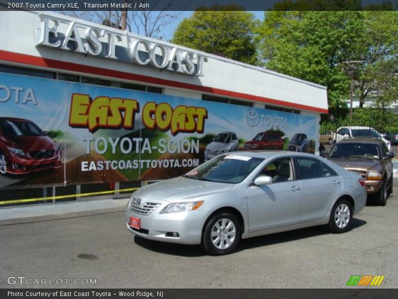 Titanium Metallic / Ash 2007 Toyota Camry XLE