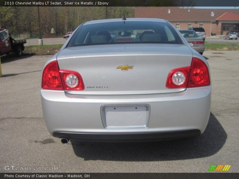 Silver Ice Metallic / Ebony 2010 Chevrolet Malibu LT Sedan