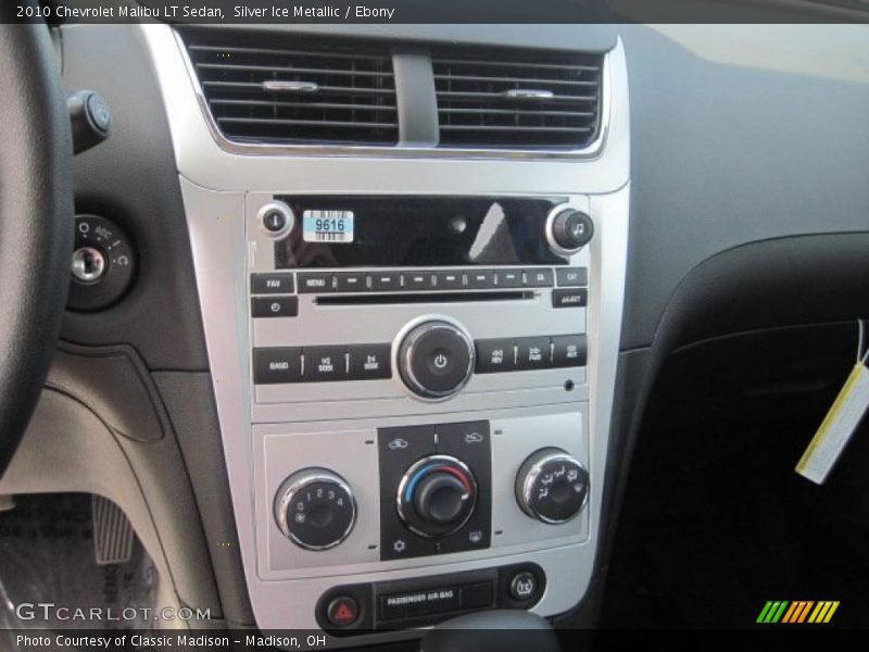 Silver Ice Metallic / Ebony 2010 Chevrolet Malibu LT Sedan