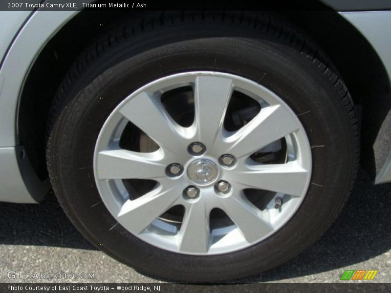 Titanium Metallic / Ash 2007 Toyota Camry XLE