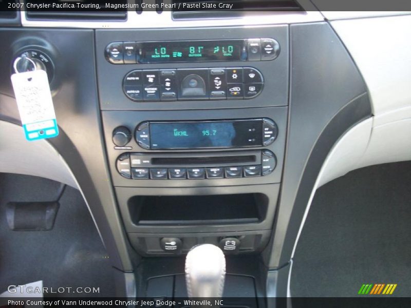 Magnesium Green Pearl / Pastel Slate Gray 2007 Chrysler Pacifica Touring