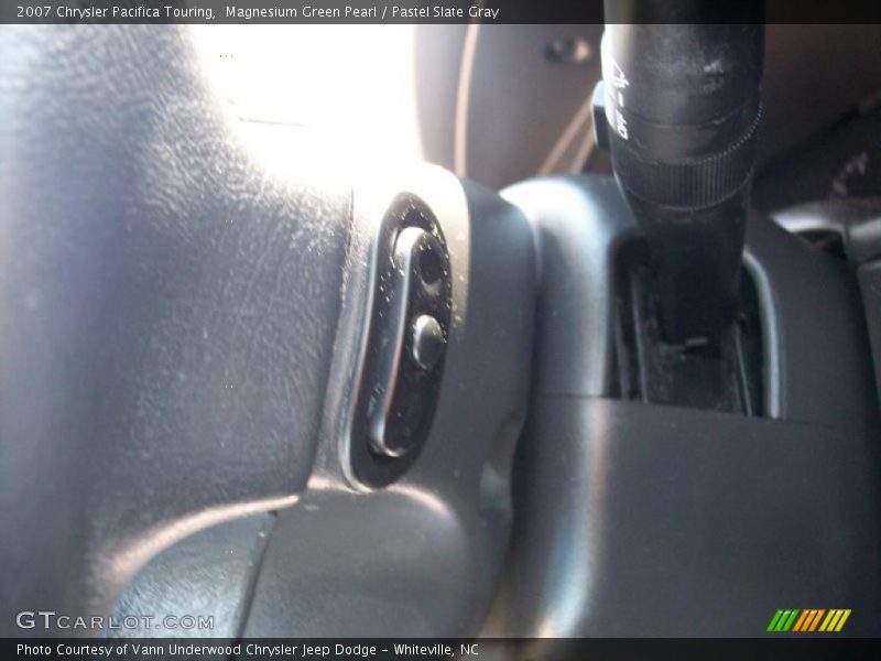Magnesium Green Pearl / Pastel Slate Gray 2007 Chrysler Pacifica Touring