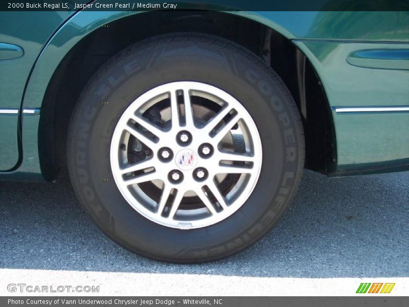 Jasper Green Pearl / Medium Gray 2000 Buick Regal LS