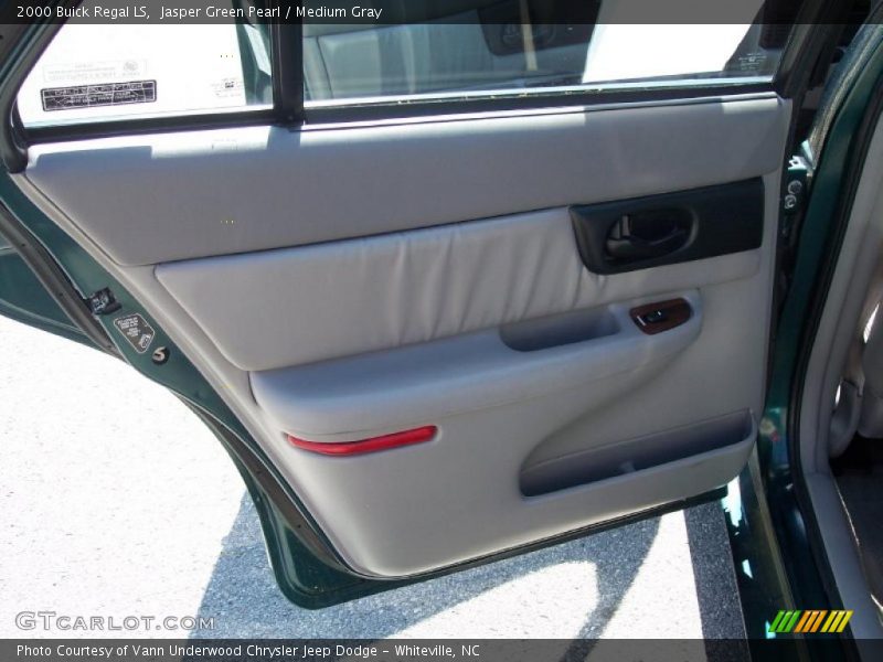 Jasper Green Pearl / Medium Gray 2000 Buick Regal LS