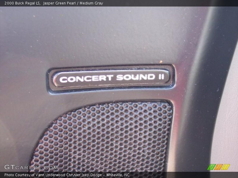 Jasper Green Pearl / Medium Gray 2000 Buick Regal LS