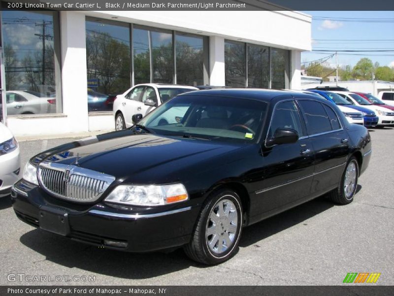 Black / Medium Dark Parchment/Light Parchment 2003 Lincoln Town Car Cartier L