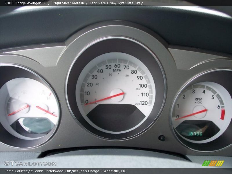 Bright Silver Metallic / Dark Slate Gray/Light Slate Gray 2008 Dodge Avenger SXT