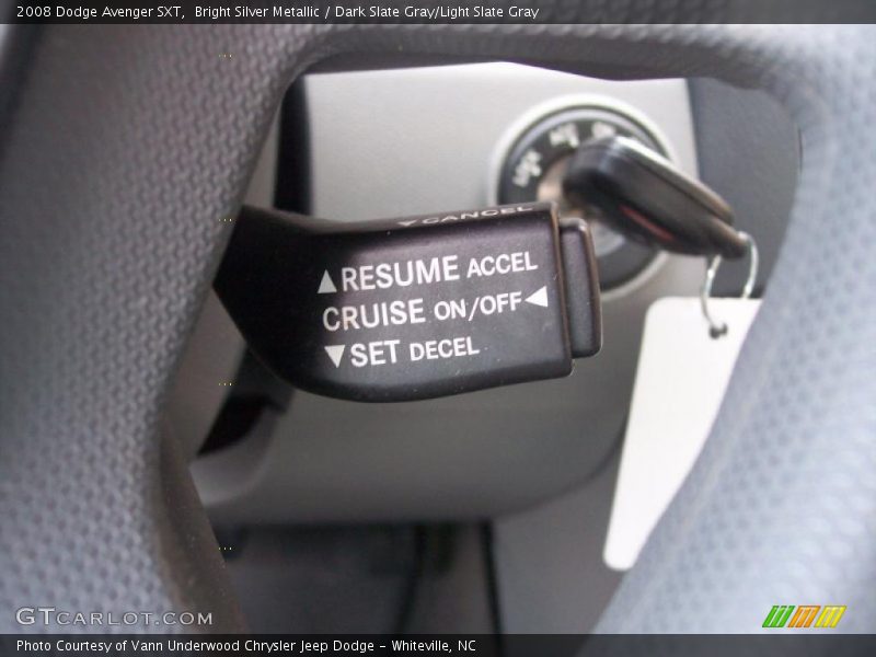 Bright Silver Metallic / Dark Slate Gray/Light Slate Gray 2008 Dodge Avenger SXT