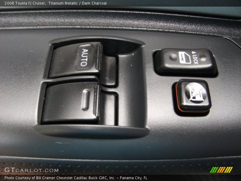 Titanium Metallic / Dark Charcoal 2008 Toyota FJ Cruiser