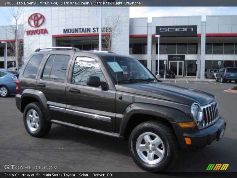 Dark Khaki Pearl / Dark Khaki/Light Graystone 2005 Jeep Liberty Limited 4x4