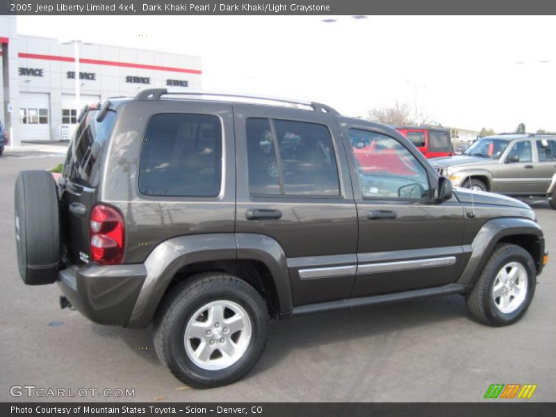 Dark Khaki Pearl / Dark Khaki/Light Graystone 2005 Jeep Liberty Limited 4x4