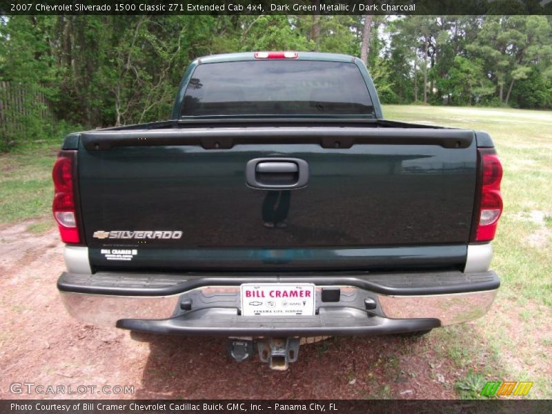 Dark Green Metallic / Dark Charcoal 2007 Chevrolet Silverado 1500 Classic Z71 Extended Cab 4x4