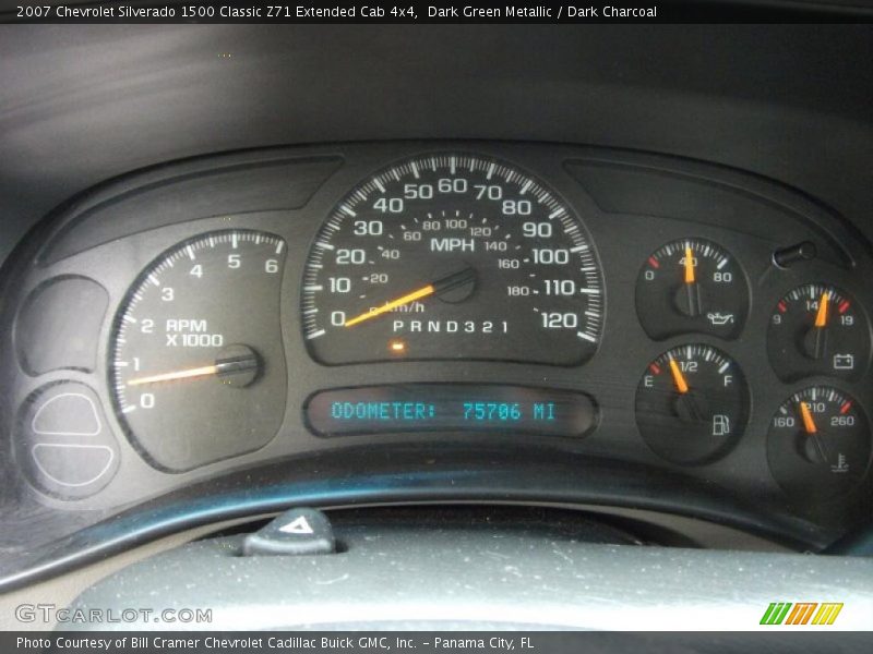 Dark Green Metallic / Dark Charcoal 2007 Chevrolet Silverado 1500 Classic Z71 Extended Cab 4x4