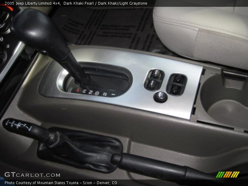 Dark Khaki Pearl / Dark Khaki/Light Graystone 2005 Jeep Liberty Limited 4x4