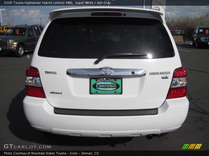 Super White / Ash Gray 2006 Toyota Highlander Hybrid Limited 4WD