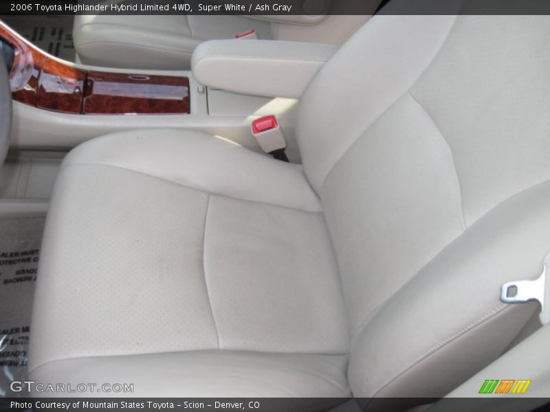 Super White / Ash Gray 2006 Toyota Highlander Hybrid Limited 4WD