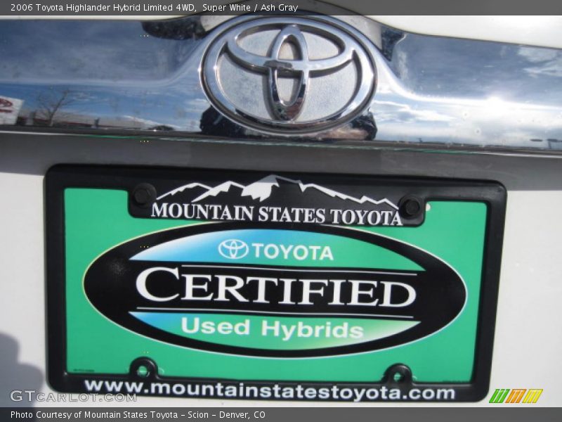 Super White / Ash Gray 2006 Toyota Highlander Hybrid Limited 4WD