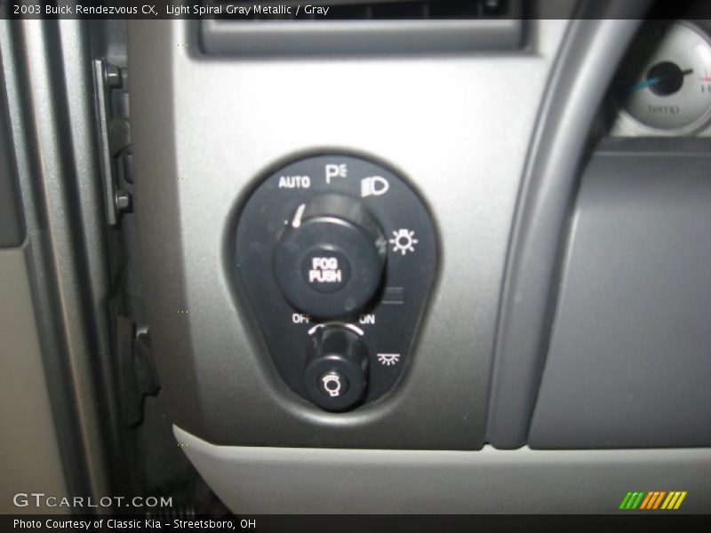 Light Spiral Gray Metallic / Gray 2003 Buick Rendezvous CX