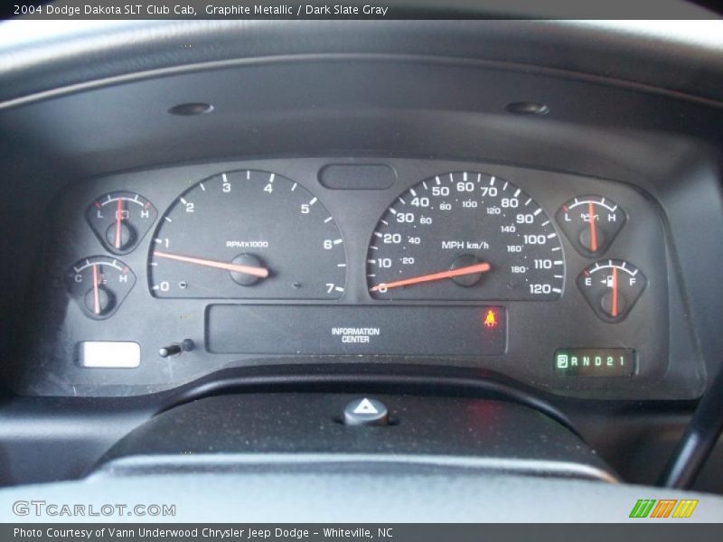 Graphite Metallic / Dark Slate Gray 2004 Dodge Dakota SLT Club Cab