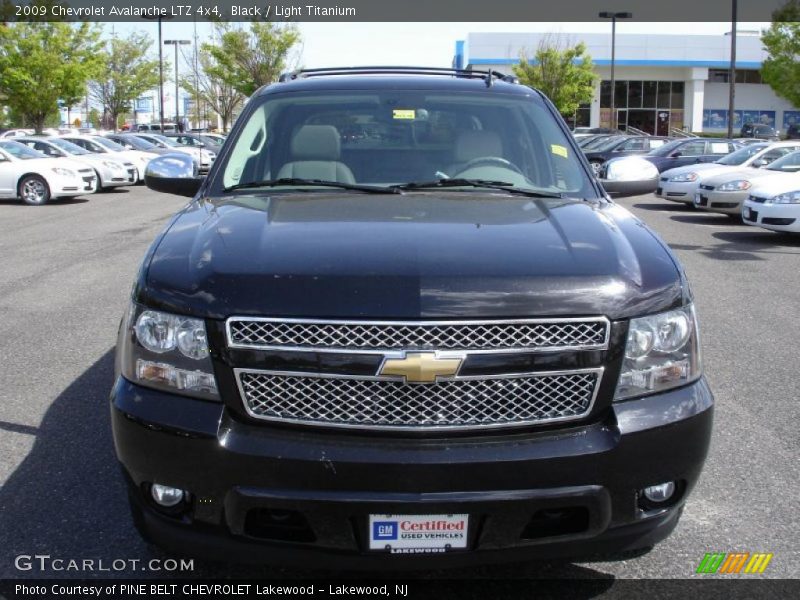 Black / Light Titanium 2009 Chevrolet Avalanche LTZ 4x4