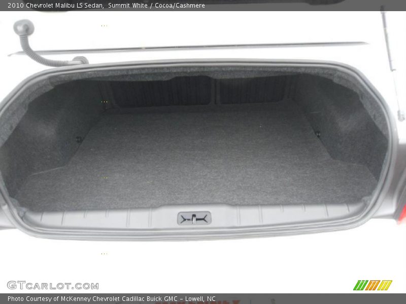 Summit White / Cocoa/Cashmere 2010 Chevrolet Malibu LS Sedan