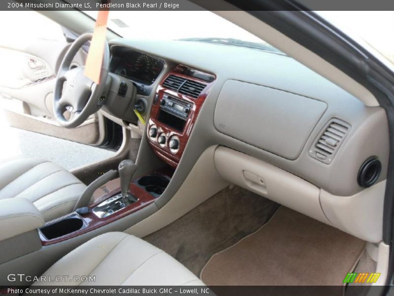 Pendleton Black Pearl / Beige 2004 Mitsubishi Diamante LS
