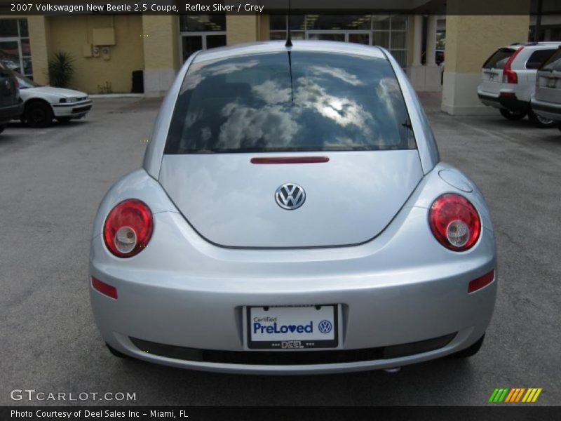 Reflex Silver / Grey 2007 Volkswagen New Beetle 2.5 Coupe
