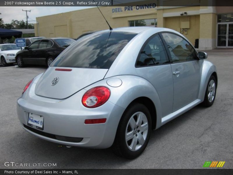 Reflex Silver / Grey 2007 Volkswagen New Beetle 2.5 Coupe