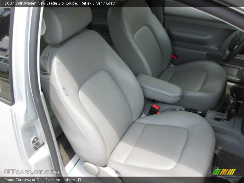 Reflex Silver / Grey 2007 Volkswagen New Beetle 2.5 Coupe