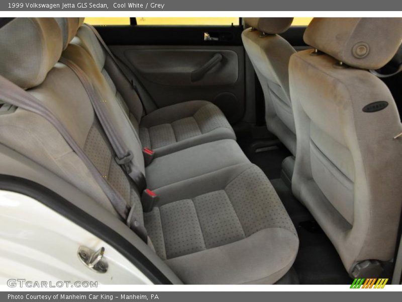 Cool White / Grey 1999 Volkswagen Jetta GLS Sedan