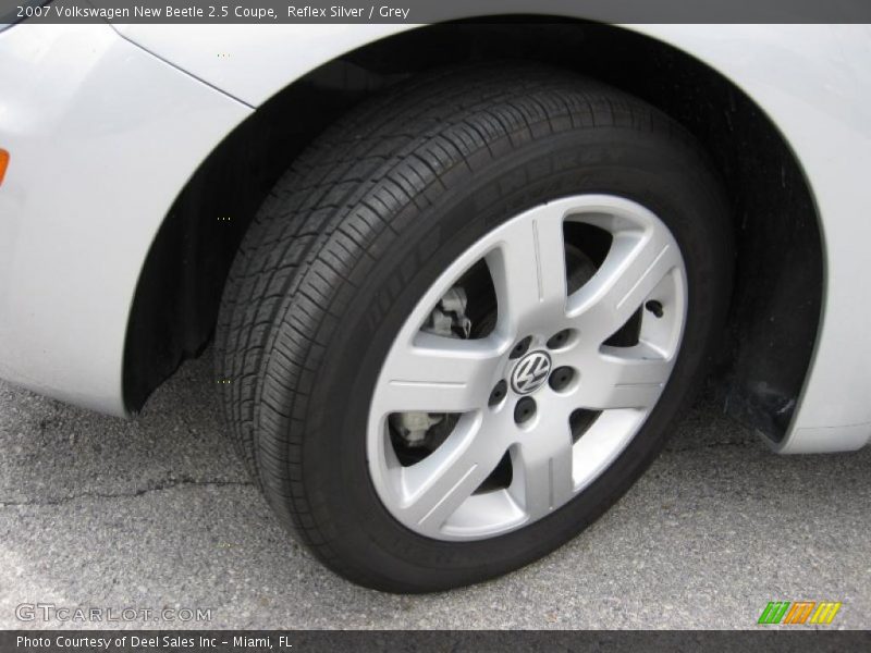 Reflex Silver / Grey 2007 Volkswagen New Beetle 2.5 Coupe