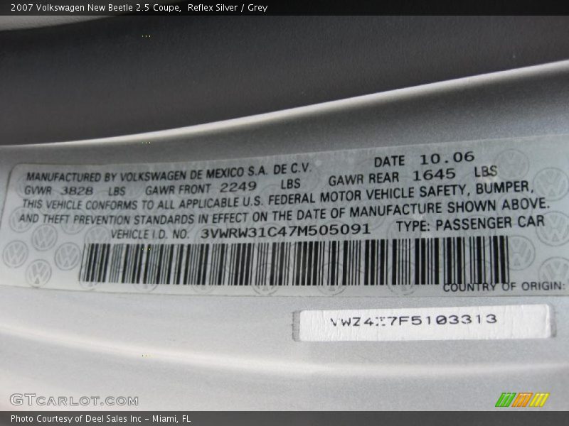Reflex Silver / Grey 2007 Volkswagen New Beetle 2.5 Coupe