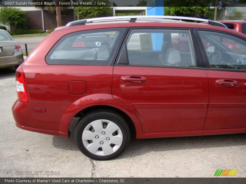 Fusion Red Metallic / Grey 2007 Suzuki Forenza Wagon