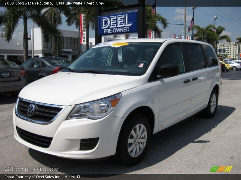 Calla Lilly White / Aero Grey 2009 Volkswagen Routan S