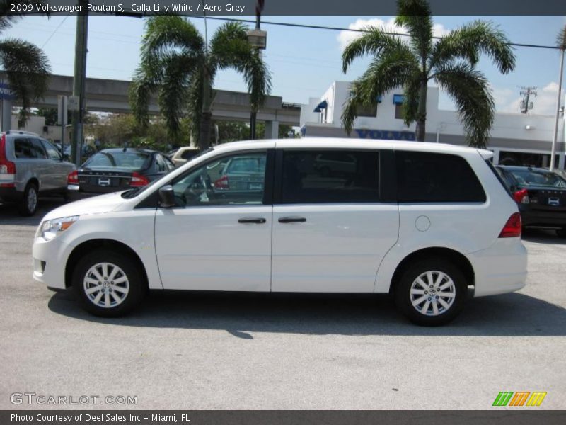 Calla Lilly White / Aero Grey 2009 Volkswagen Routan S