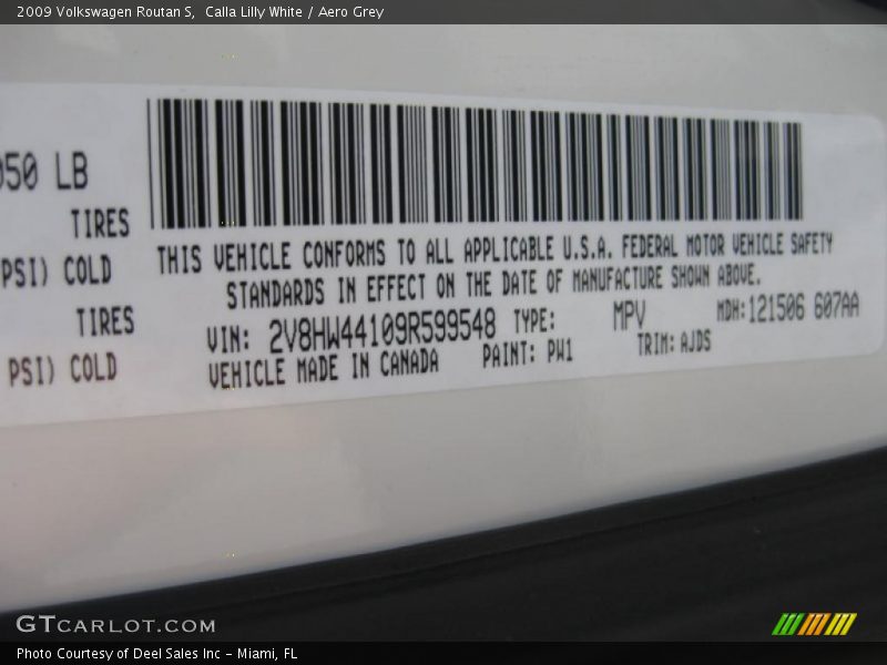 Calla Lilly White / Aero Grey 2009 Volkswagen Routan S