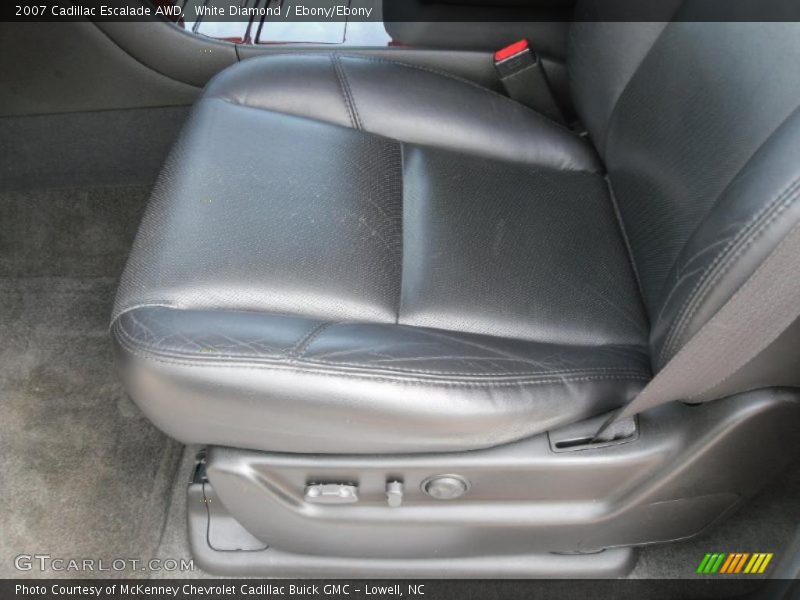 White Diamond / Ebony/Ebony 2007 Cadillac Escalade AWD