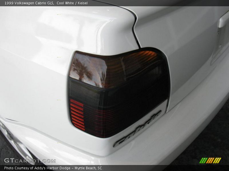 Cool White / Keisel 1999 Volkswagen Cabrio GLS