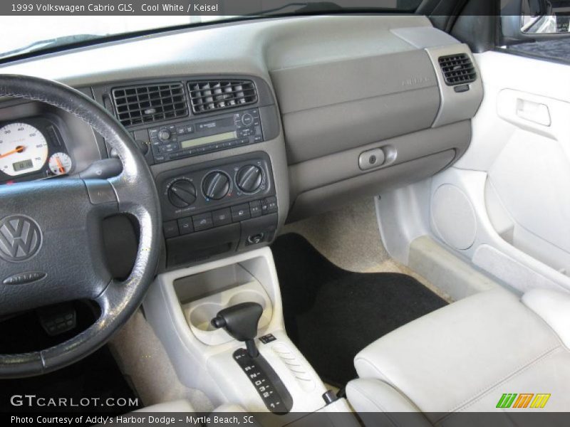 Cool White / Keisel 1999 Volkswagen Cabrio GLS