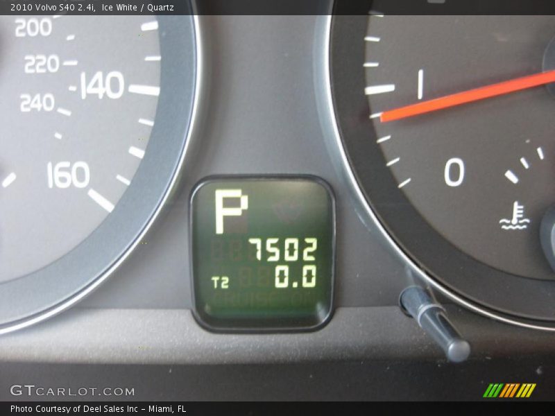 Ice White / Quartz 2010 Volvo S40 2.4i