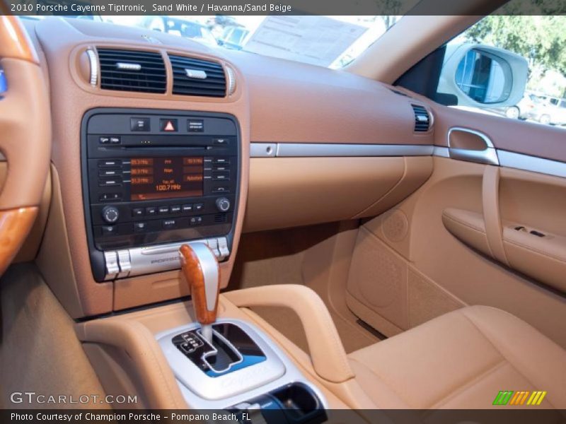 Sand White / Havanna/Sand Beige 2010 Porsche Cayenne Tiptronic